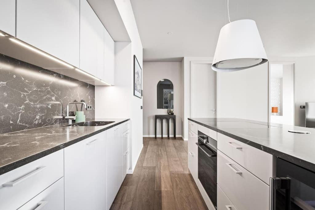 Private Lux 2Br & 2Ba City Center With Free Parking ريكيافيك المظهر الخارجي الصورة
